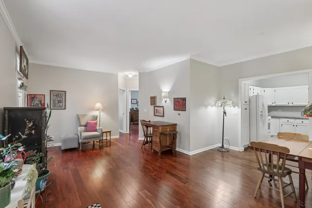 $289,900 | 1262 Rhodes Lane, Naperville, IL 60540