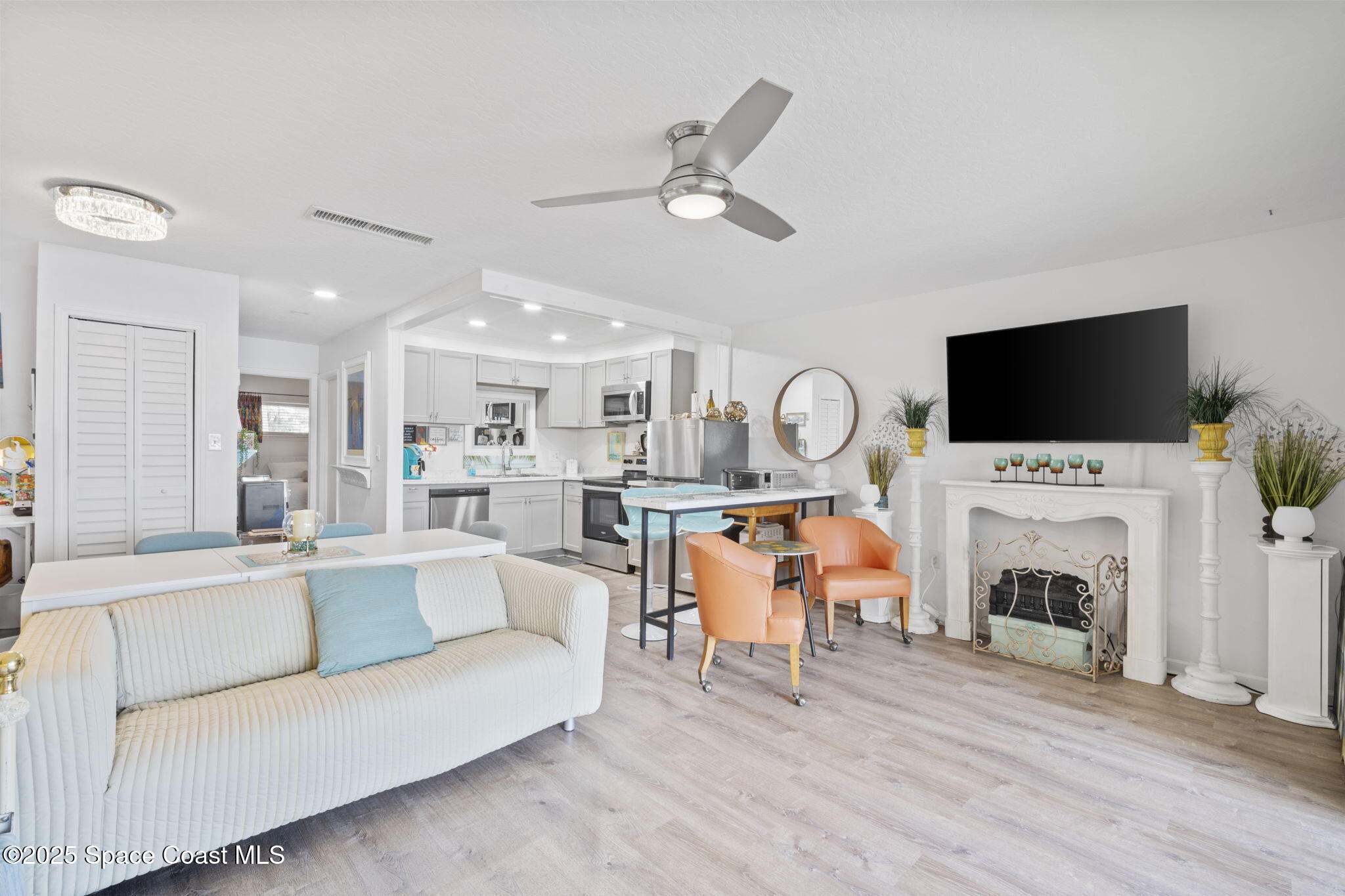 55 Riverside Drive, Unit 204 Cocoa, FL 32922 - Photo 10 of 22 11-web-or-mls-RIVERSIDE.27