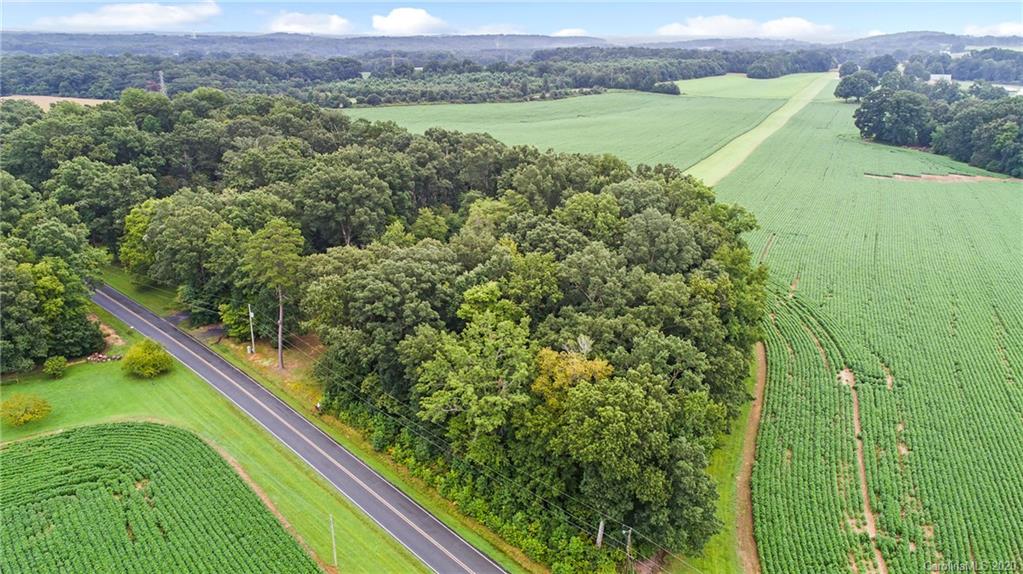 32048 Austin Road Albemarle, NC 28001 - Photo 3 of 36 Gallery Image 3