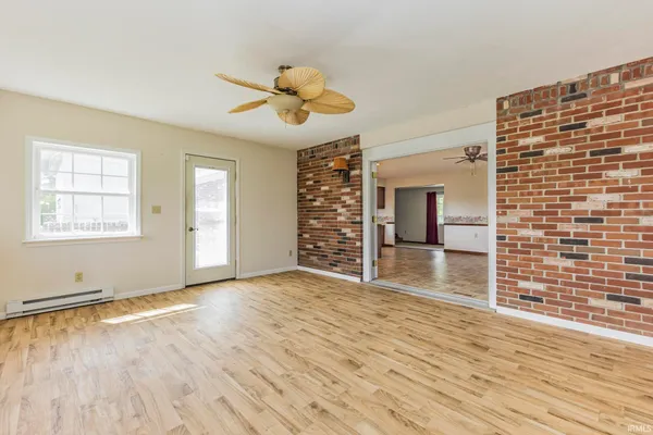 $345,000 | 6504 South 560 E Road, Selma, IN 47383