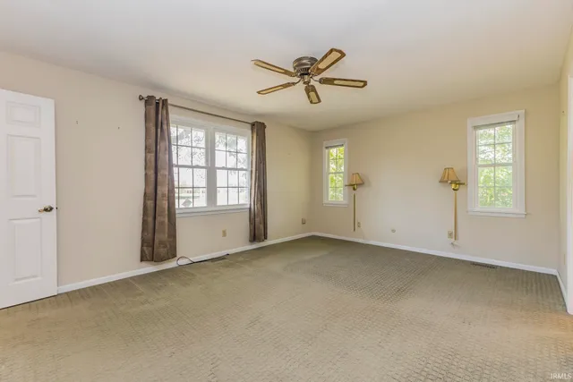 $369,000 | 6504 South 560 E Road, Selma, IN 47383