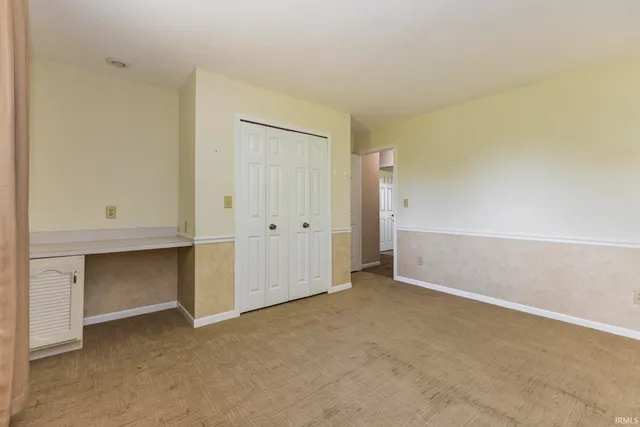 $369,000 | 6504 South 560 E Road, Selma, IN 47383