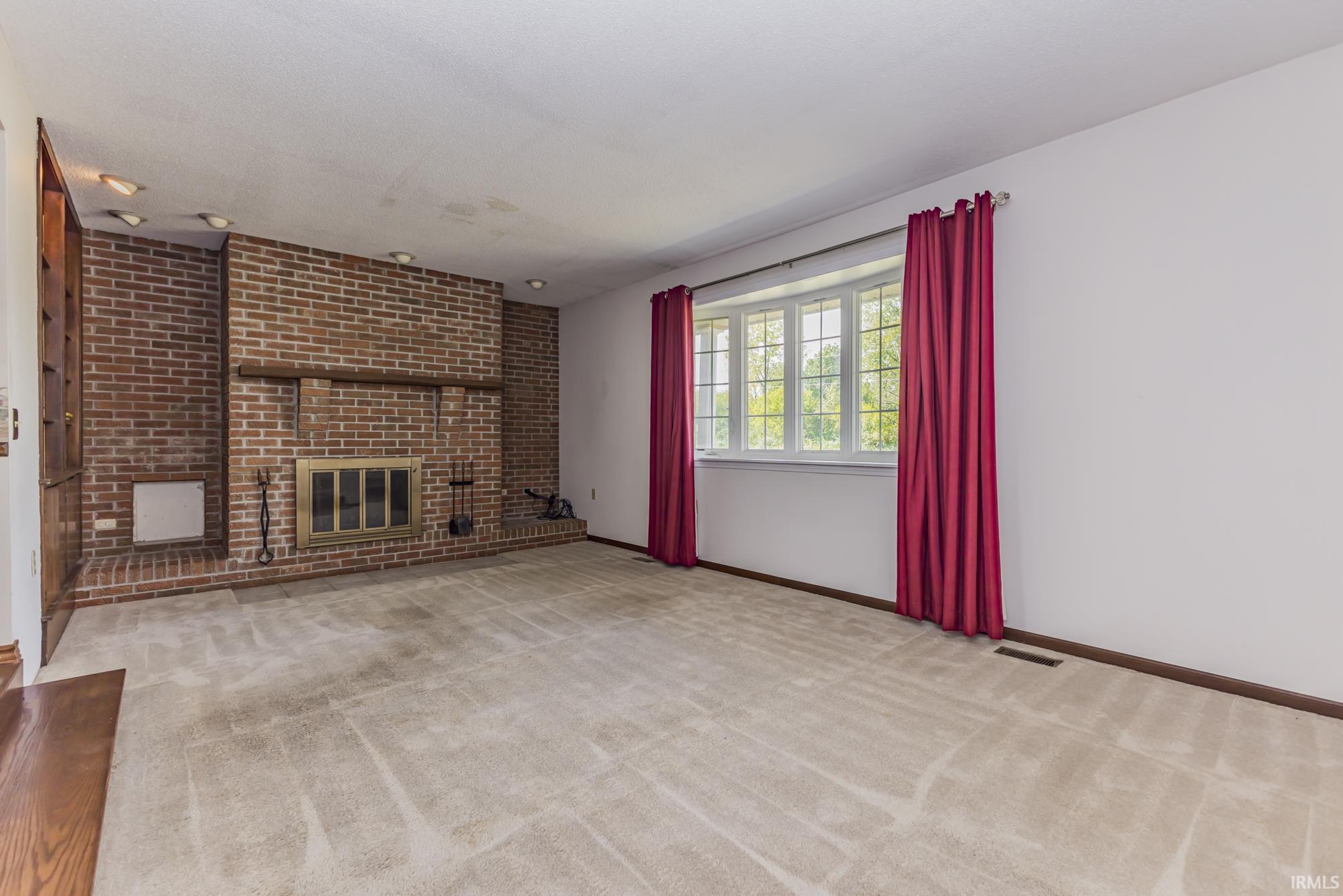 6504 South 560 E Road Selma, IN 47383 - Photo 5 of 36