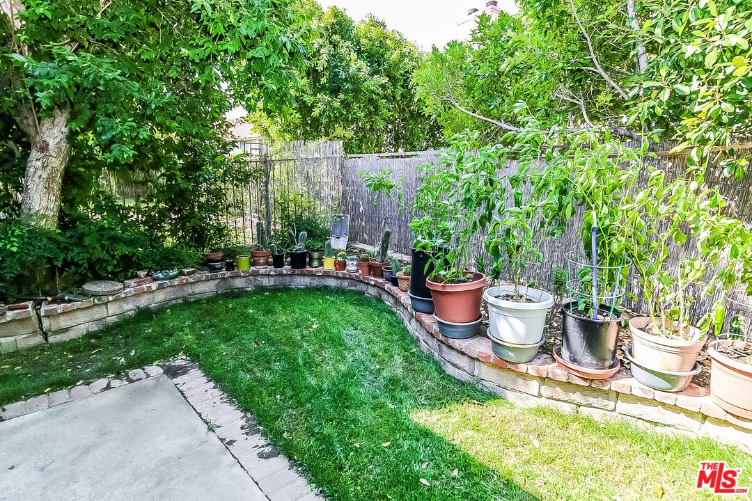 12251 Turtle Ridge Place Northridge, CA 91326 - Photo 13 of 14 Gallery Image 13