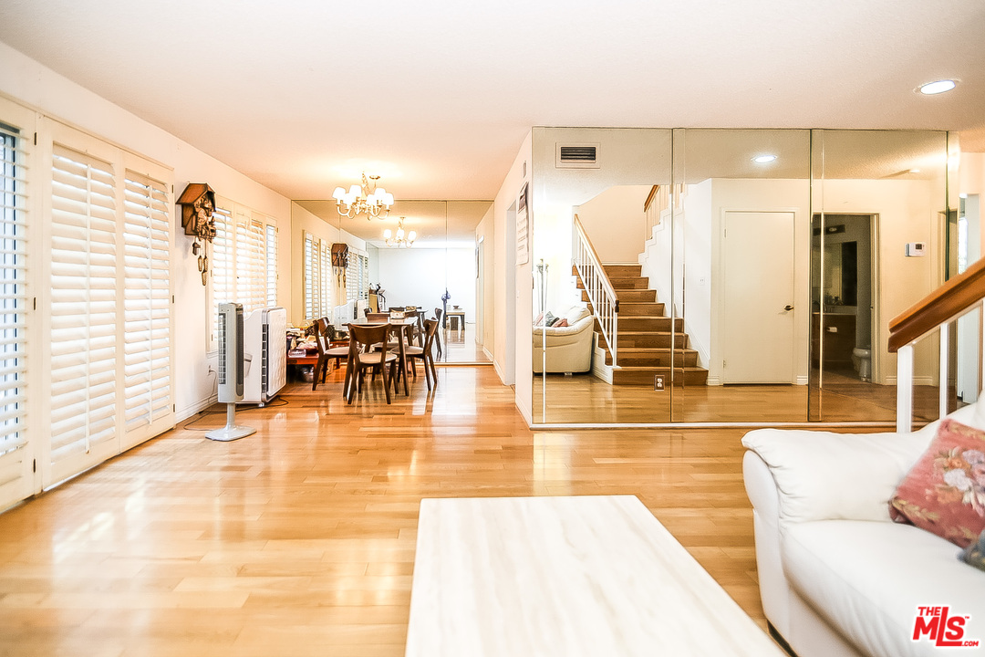 12251 Turtle Ridge Place Northridge, CA 91326 - Photo 7 of 14 Gallery Image 7