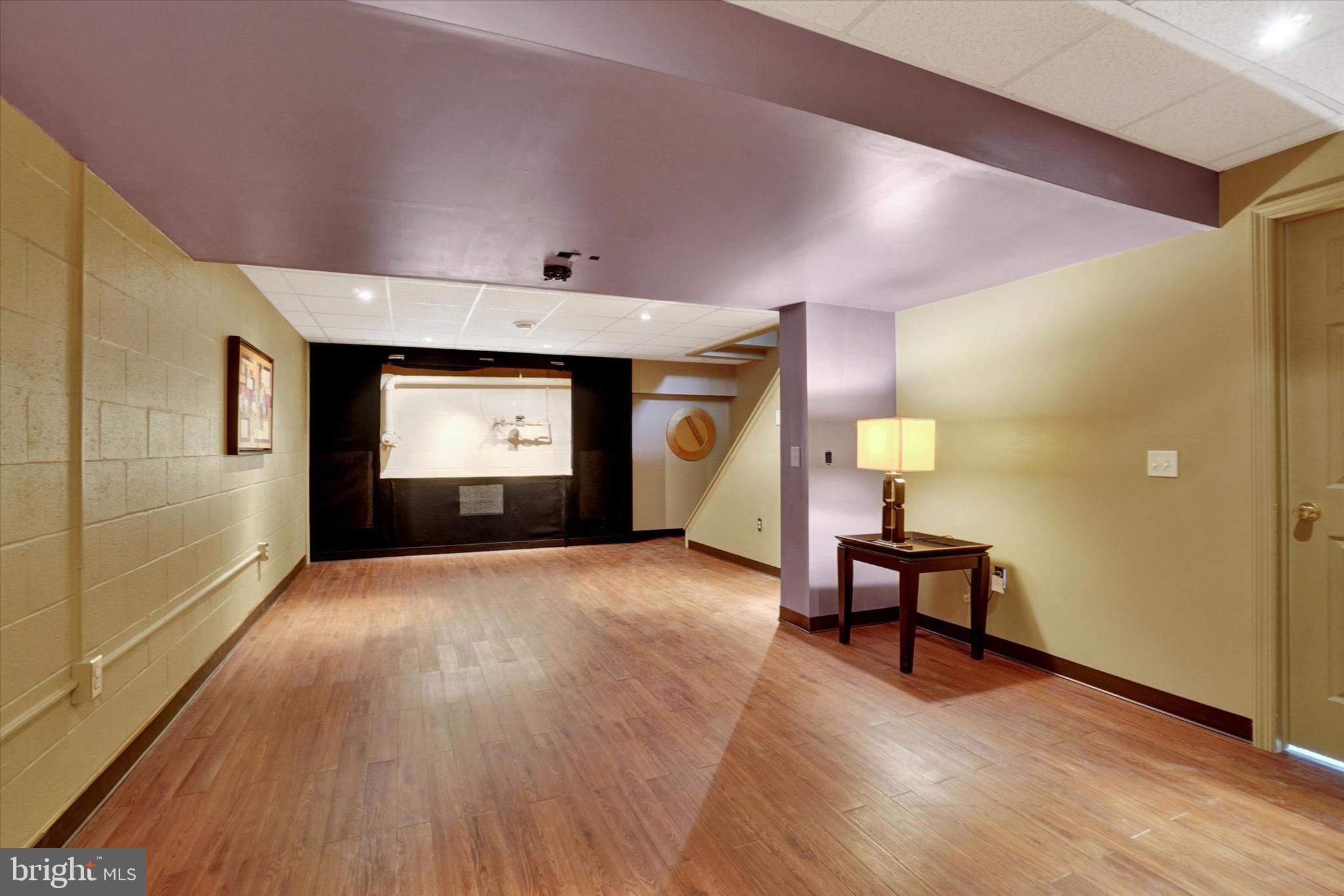 595 Apple Tree Lane Mount Wolf, PA 17347 - Photo 20 of 27 a view of livingroom with furniture and window