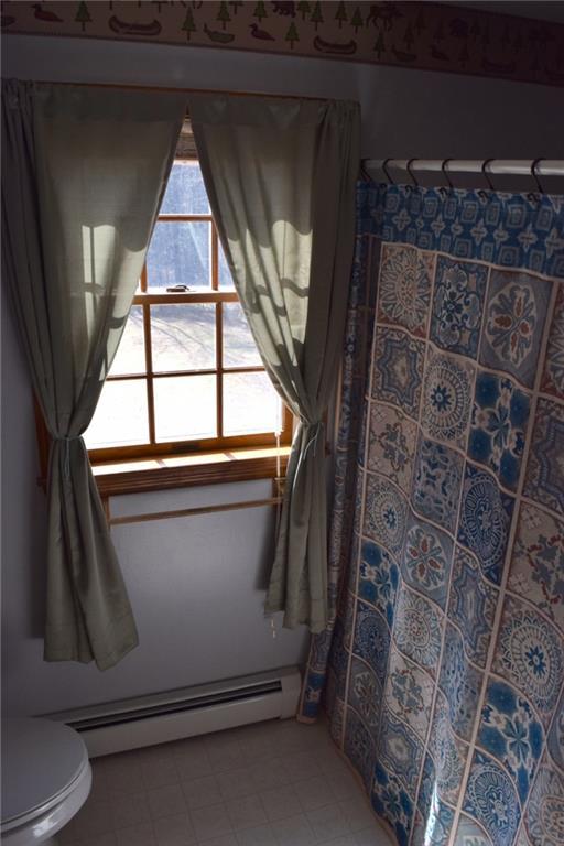 12 Black Dog Road Arundel, ME 04046 - Photo 21 of 21 2nd Floor Bathroom with Tub