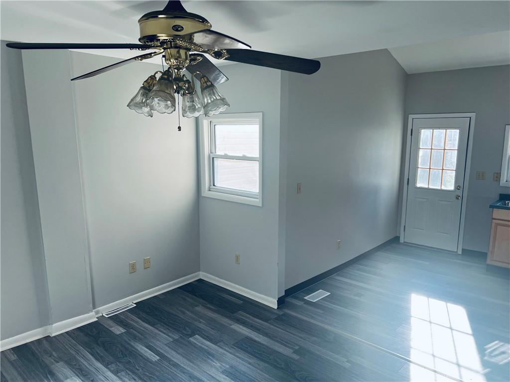 824 Walnut Street Pittsburgh, PA 15221 - Photo 4 of 10