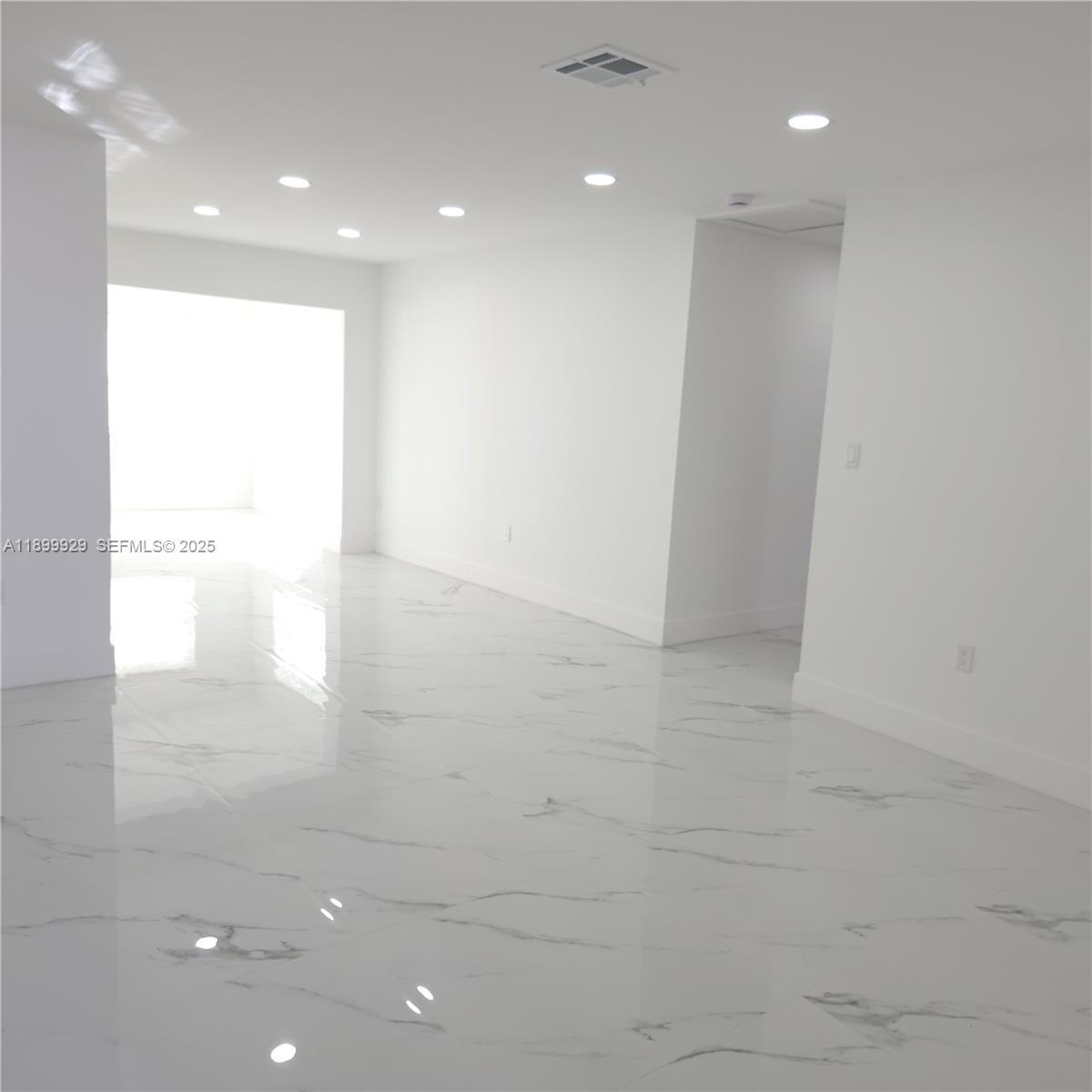 4404 Northwest 46th Way Tamarac, FL 33319 - Photo 11 of 25