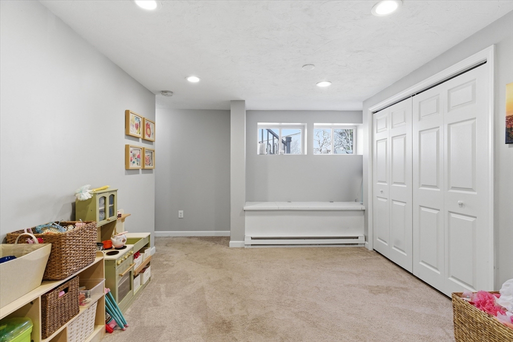 9 Hermon Road Lynn, MA 01904 - Photo 17 of 33