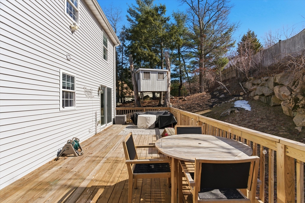 9 Hermon Road Lynn, MA 01904 - Photo 22 of 33