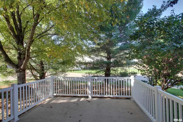 $205,500 | 305 Shannon Drive, Quincy, IL 62305