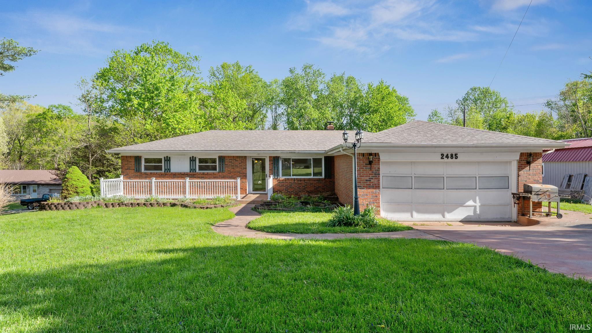 2485 Wilbur Road Martinsville, IN 46151 - Photo 2 of 27