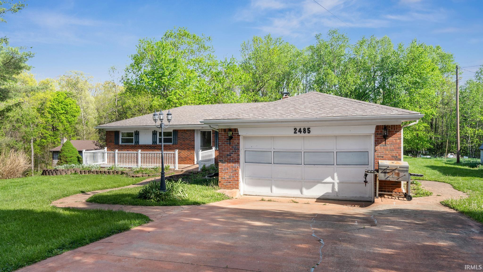 2485 Wilbur Road Martinsville, IN 46151 - Photo 3 of 27
