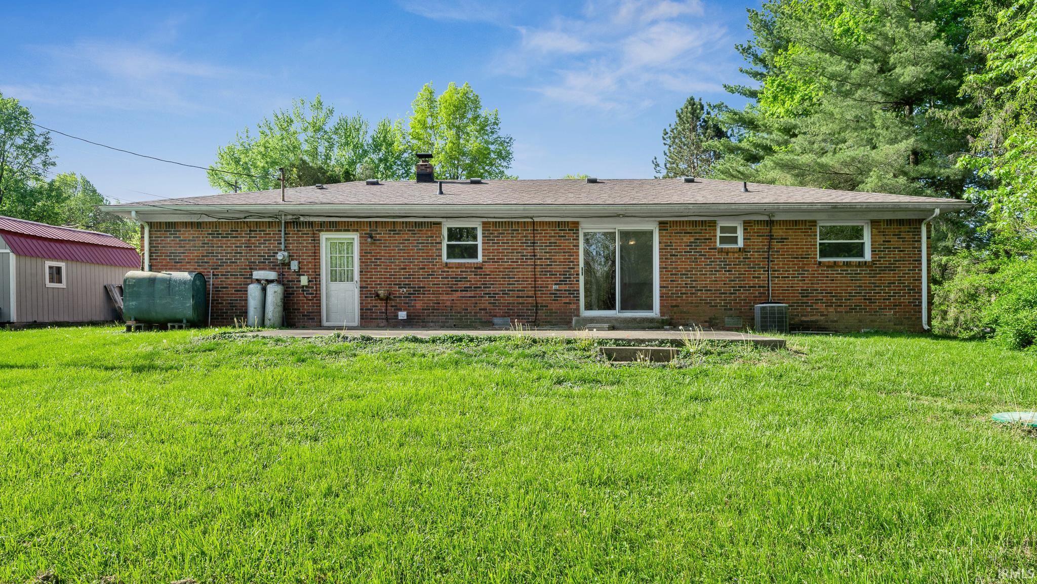 2485 Wilbur Road Martinsville, IN 46151 - Photo 7 of 27