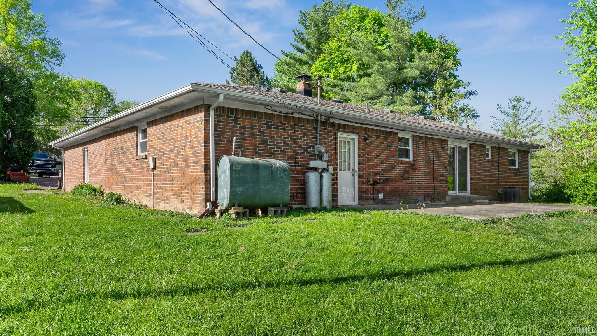 2485 Wilbur Road Martinsville, IN 46151 - Photo 8 of 27