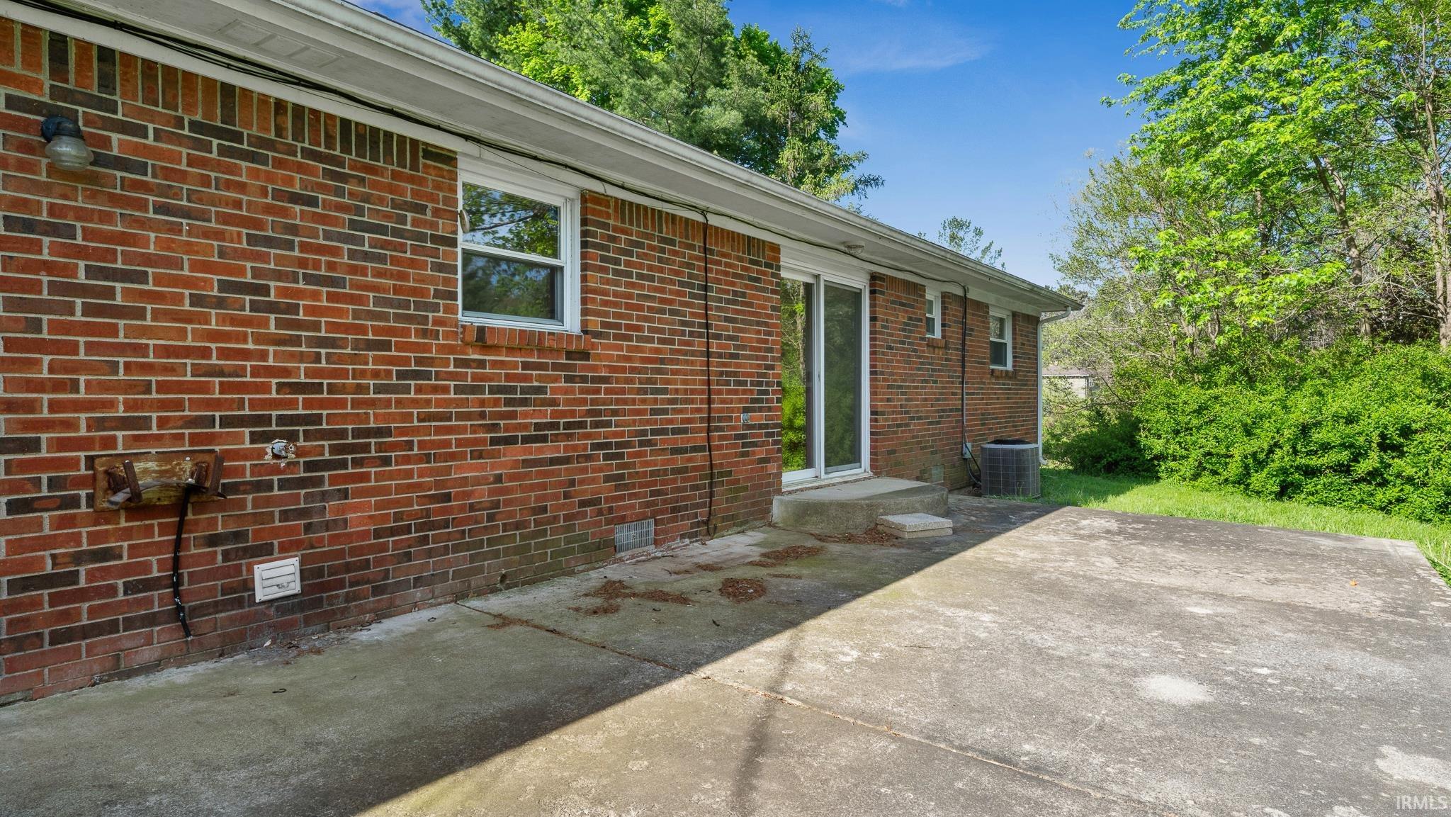 2485 Wilbur Road Martinsville, IN 46151 - Photo 9 of 27
