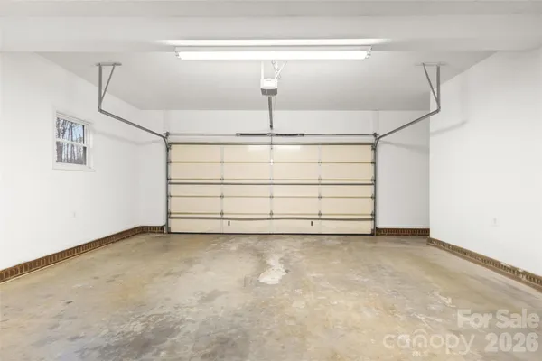 a view of a room with an empty space