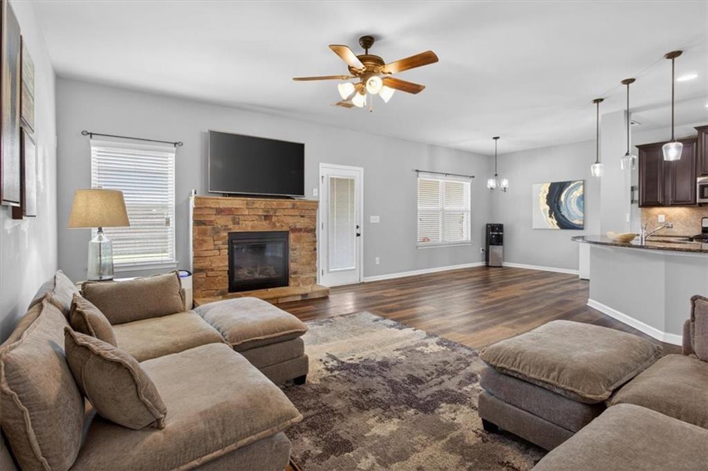 601 Ocean Avenue Canton, GA 30114 - Photo 11 of 48
