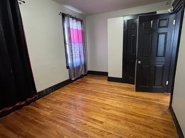 $1,995 | 26 Catharine Street, Unit 4, Worcester, MA 01605