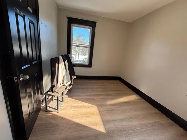 $1,995 | 26 Catharine Street, Unit 4, Worcester, MA 01605