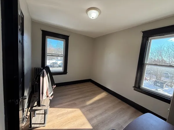 $1,995 | 26 Catharine Street, Unit 4, Worcester, MA 01605