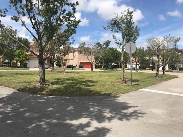 27347 Southwest 143rd Court Homestead, FL 33032 - Photo 3 of 32 Photo 3
