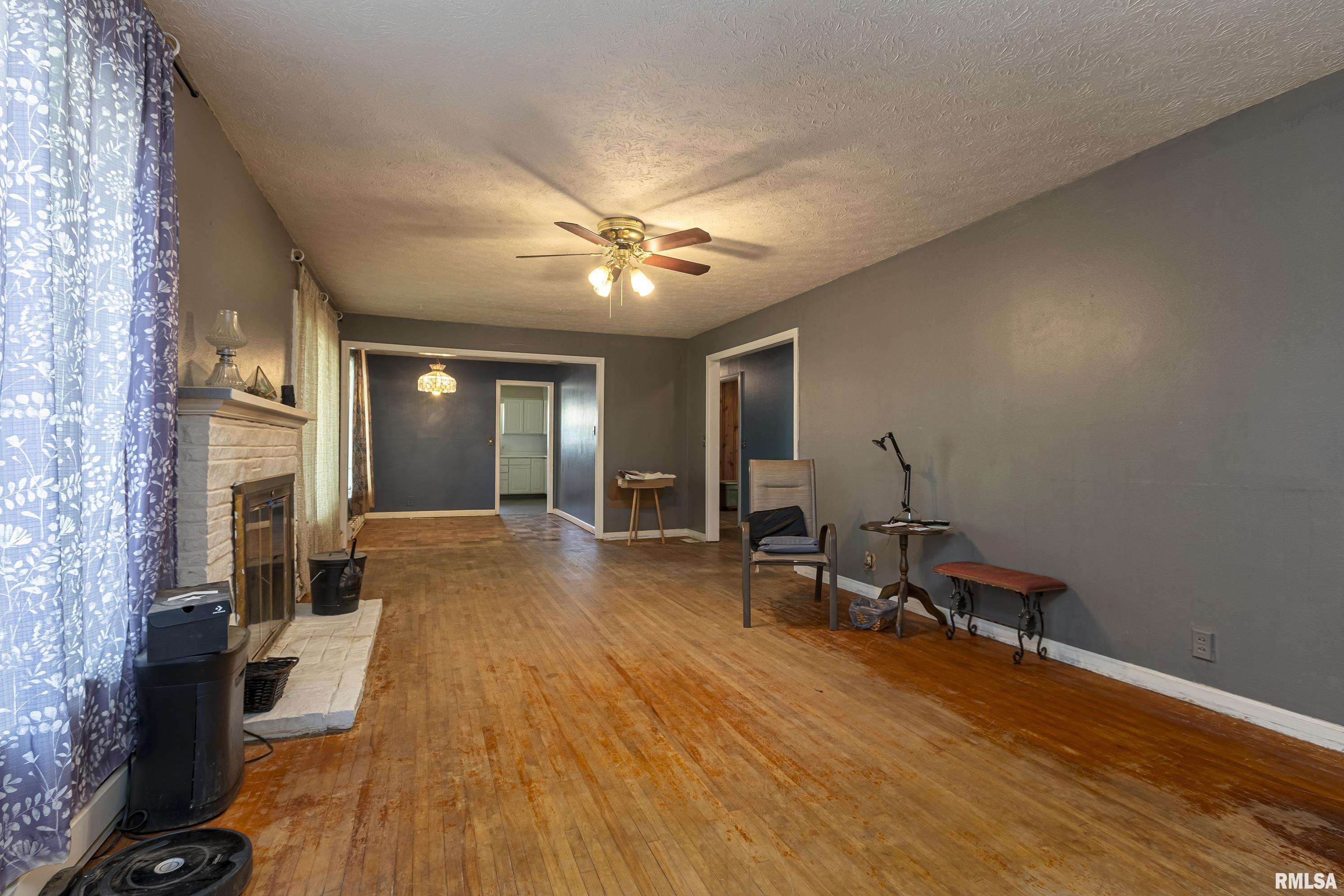 1705 West Hendrickson Street Marion, IL 62959 - Photo 2 of 29