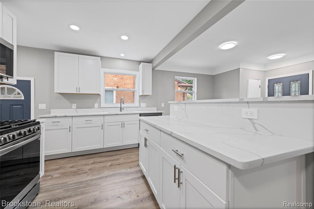 9025 Appleton Redford, MI 48239 - Photo 7 of 20 Gallery Image 7
