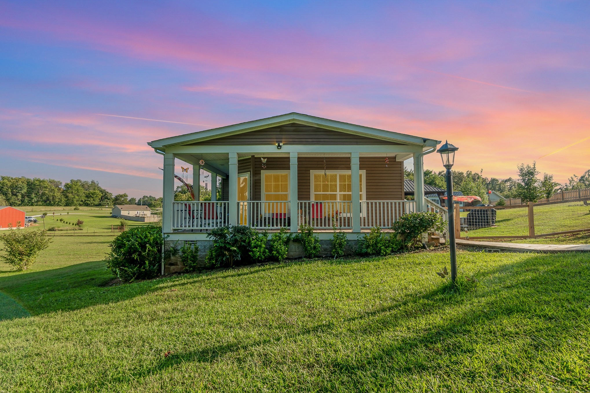 6175 Crawford Store Road Springfield, TN 37172 - Photo 5 of 19 a front view of a house with garden