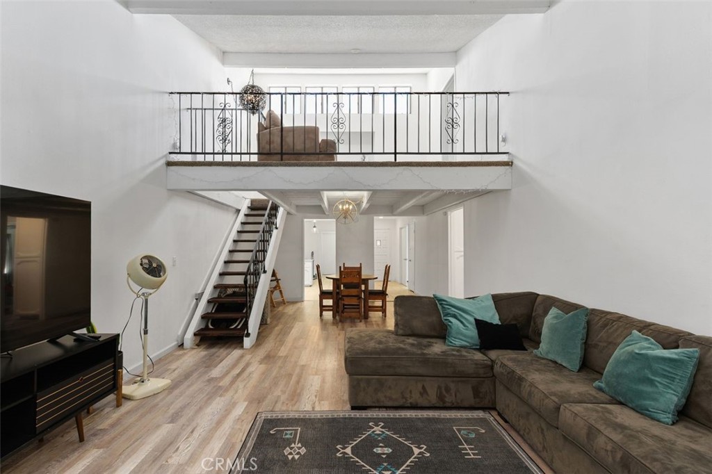 5082 Los Olivos Way Riverside, CA 92505 - Photo 9 of 36 a living room with furniture