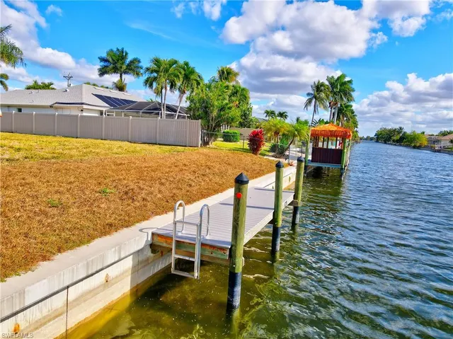 $150,000 | 132 Southeast 24th Street, Cape Coral, FL 33990