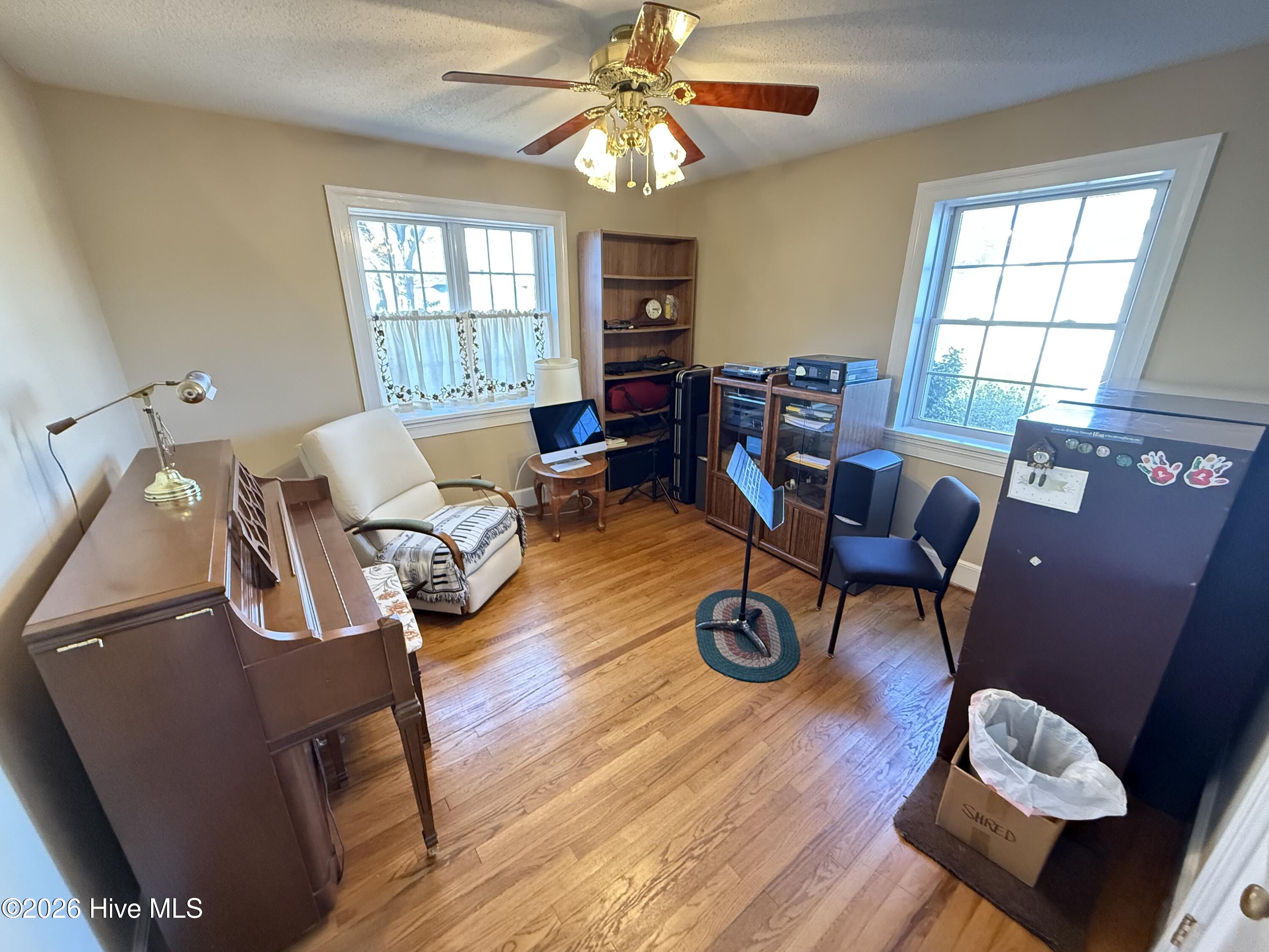 502 North Chestnut Street Mount Olive, NC 28365 - Photo 18 of 42 IMG_5702