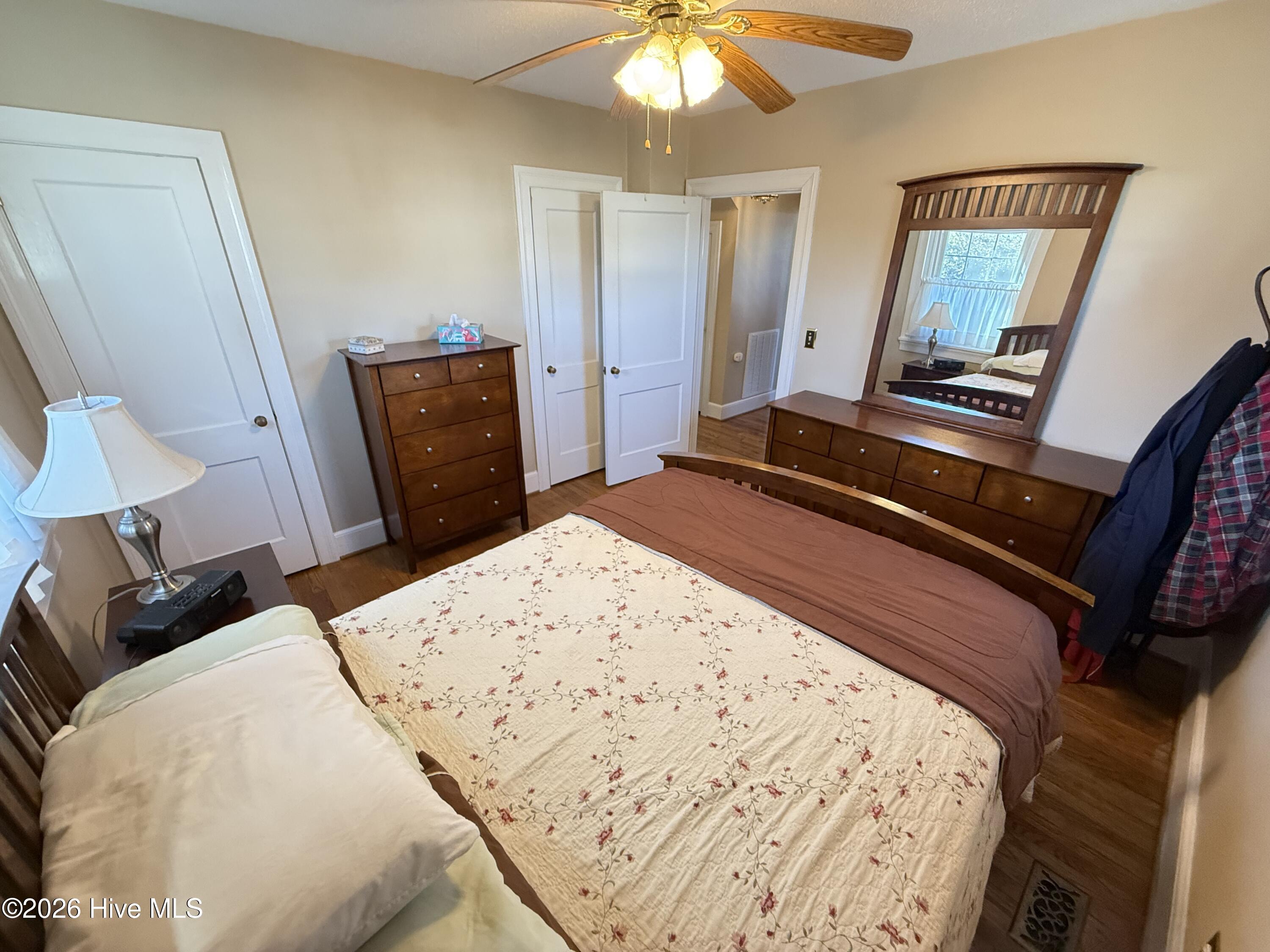 502 North Chestnut Street Mount Olive, NC 28365 - Photo 23 of 42 IMG_5707