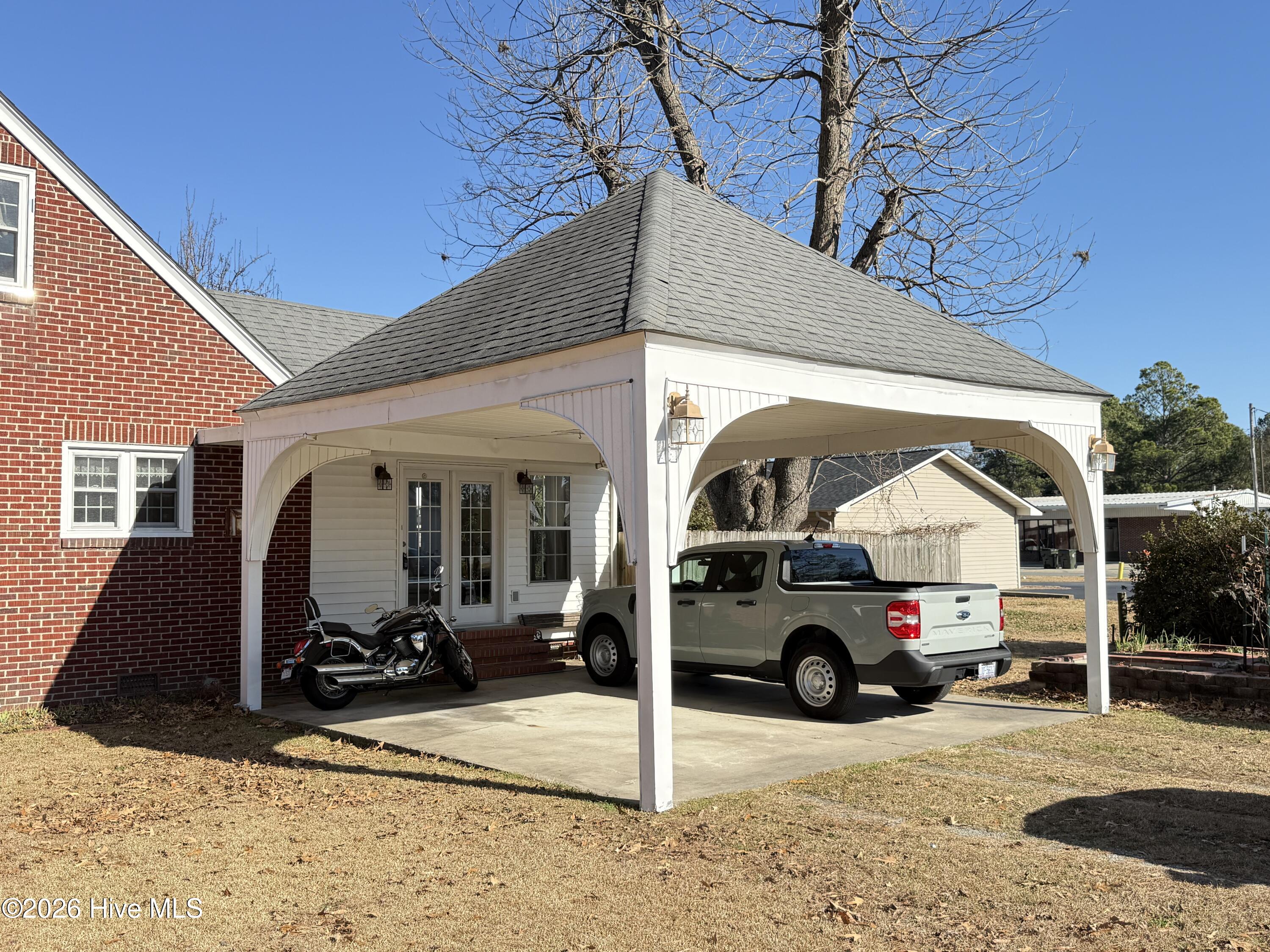 502 North Chestnut Street Mount Olive, NC 28365 - Photo 30 of 42 IMG_5723