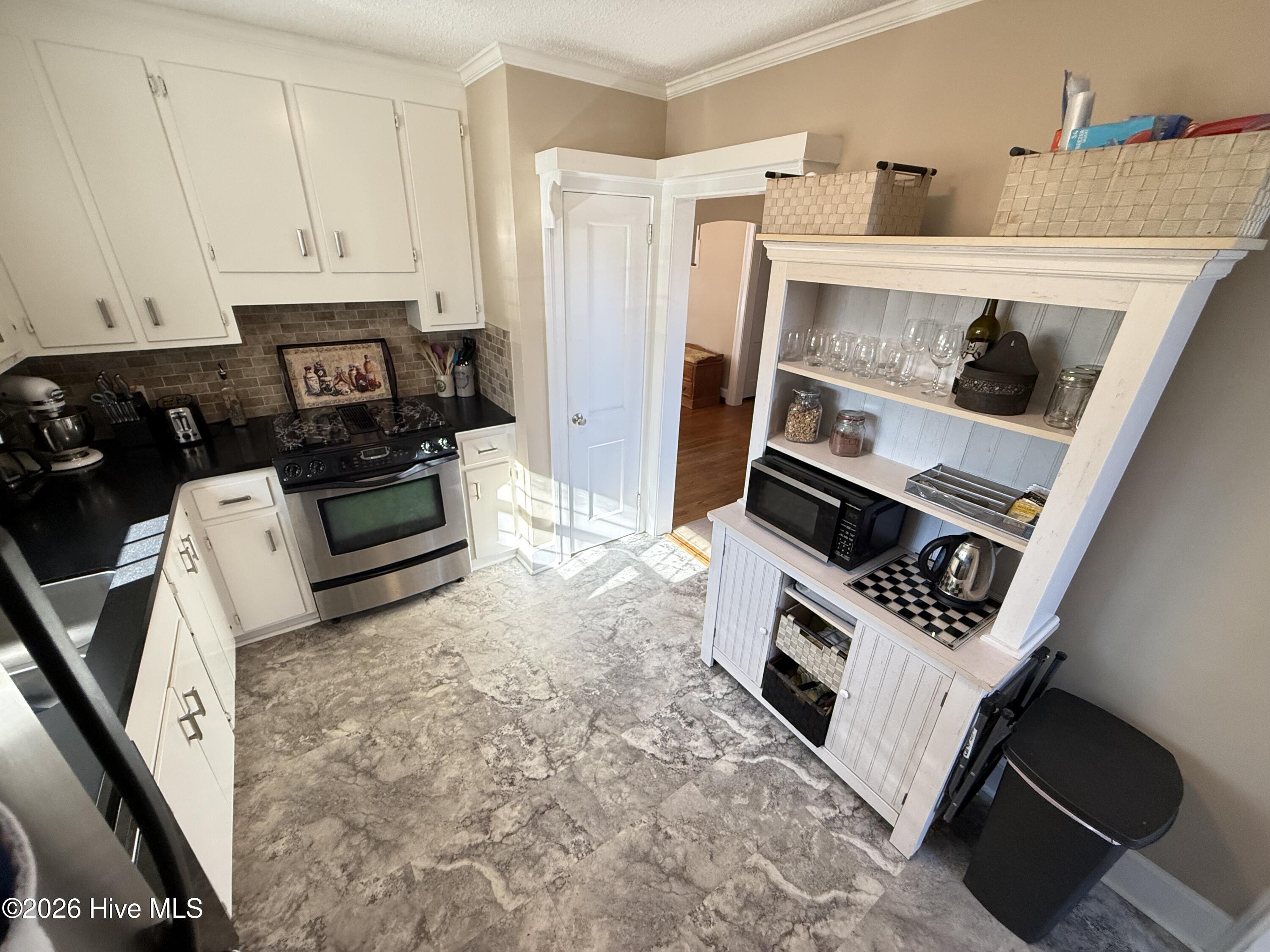 502 North Chestnut Street Mount Olive, NC 28365 - Photo 6 of 42 IMG_5718