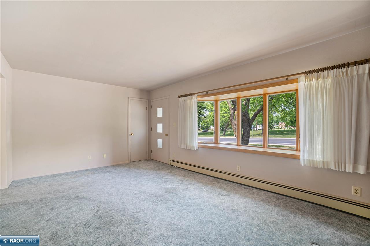 608 Fayal Road Eveleth, MN 55734 - Photo 11 of 27 Gallery Image 11