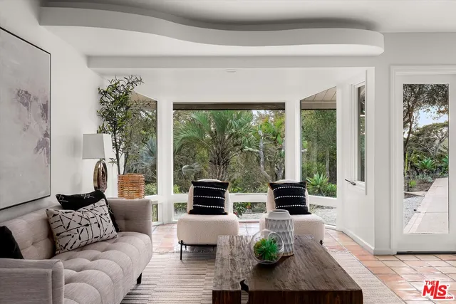 $3,600,000 | 4356 Via Glorieta, Santa Barbara, CA 93110