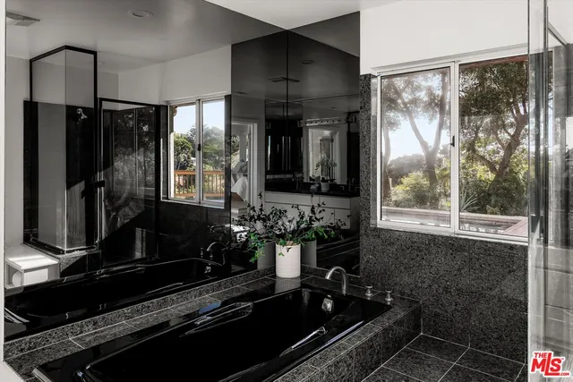 $3,600,000 | 4356 Via Glorieta, Santa Barbara, CA 93110