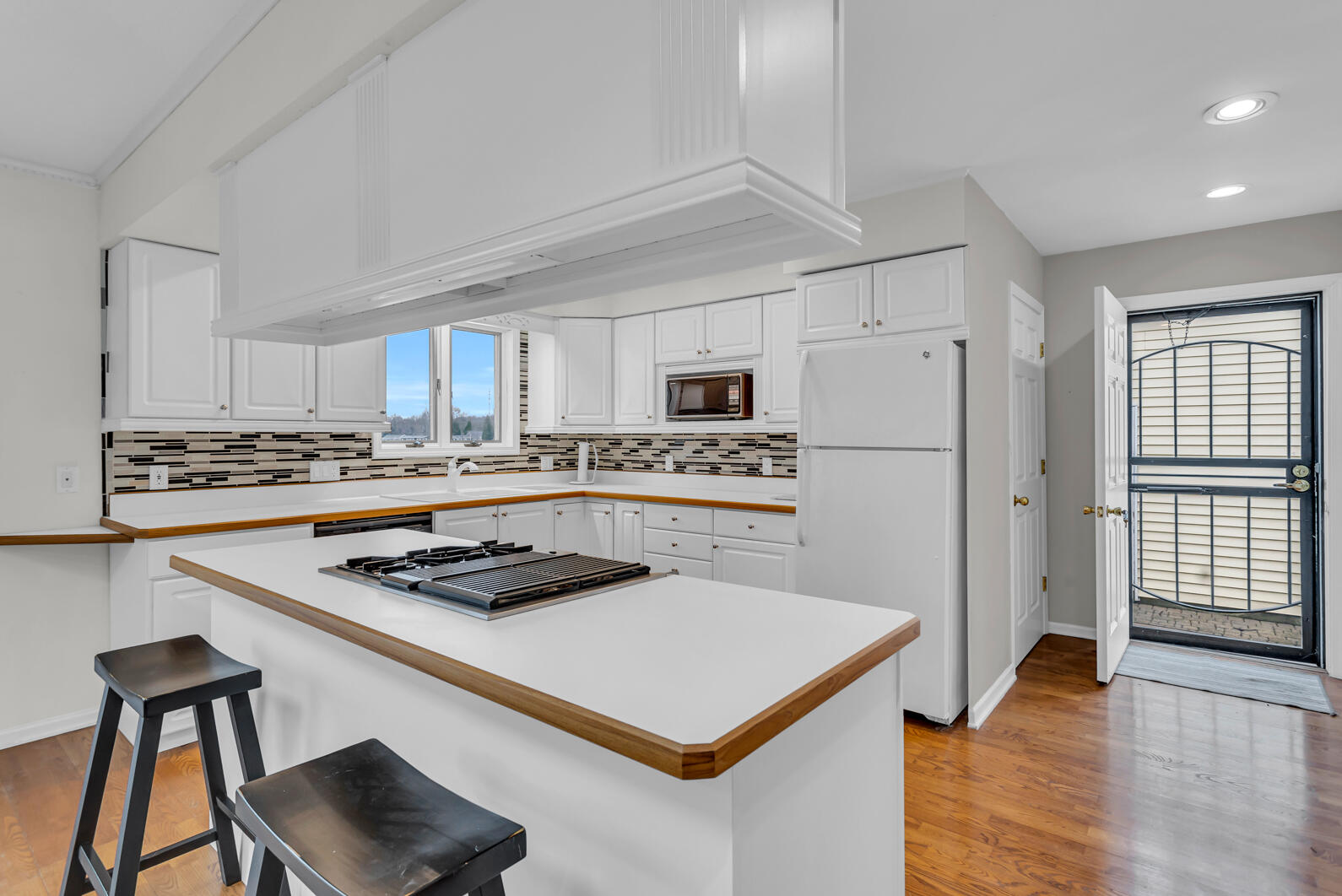 4381 Donnely Road Jackson, MI 49201 - Photo 8 of 57 0N0A7374