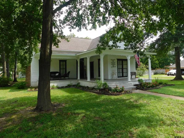 $419,500 | 602 East North Street, Lindale, TX 75771