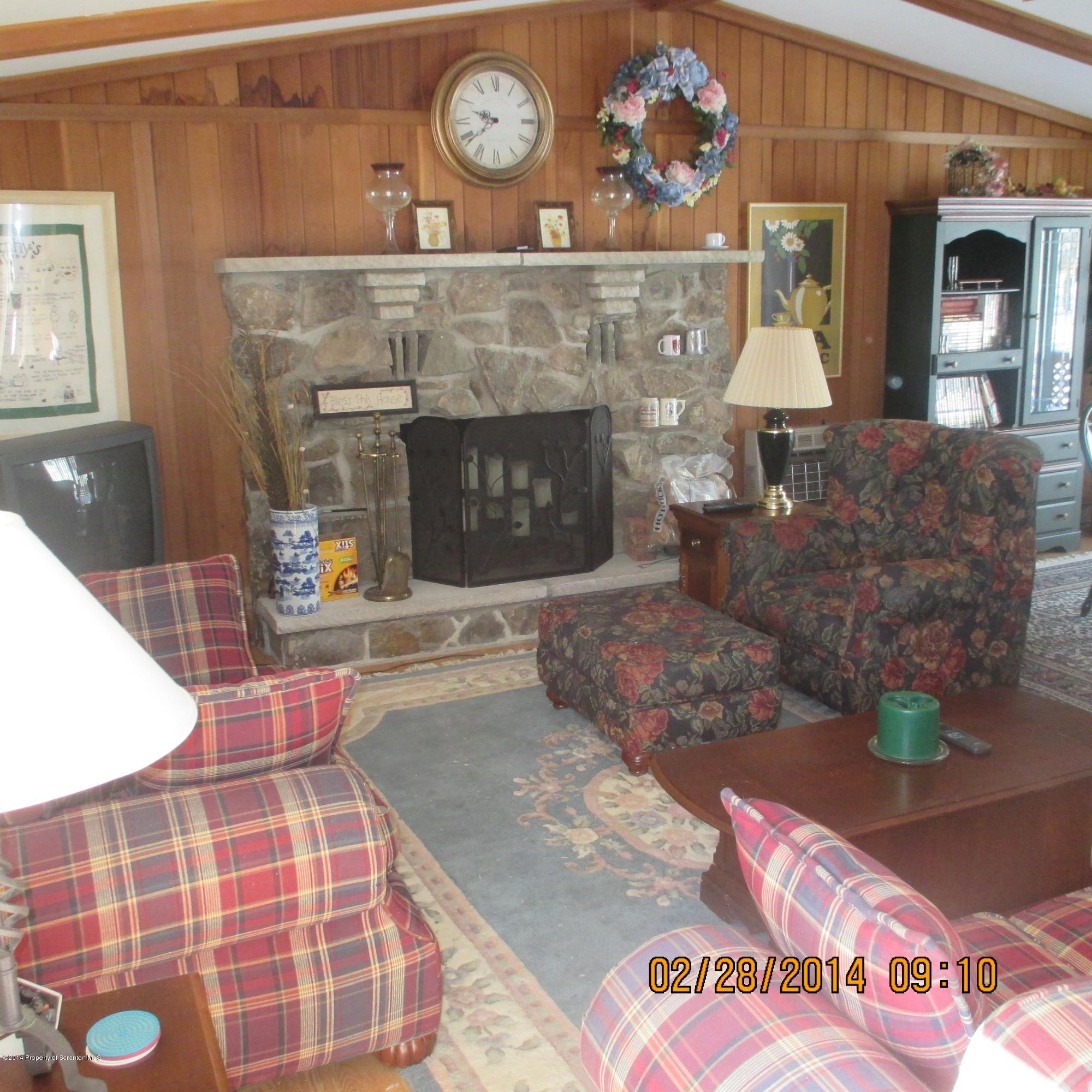 285 Mustang Road Lake Ariel, PA 18436 - Photo 2 of 22 Gallery Image 2