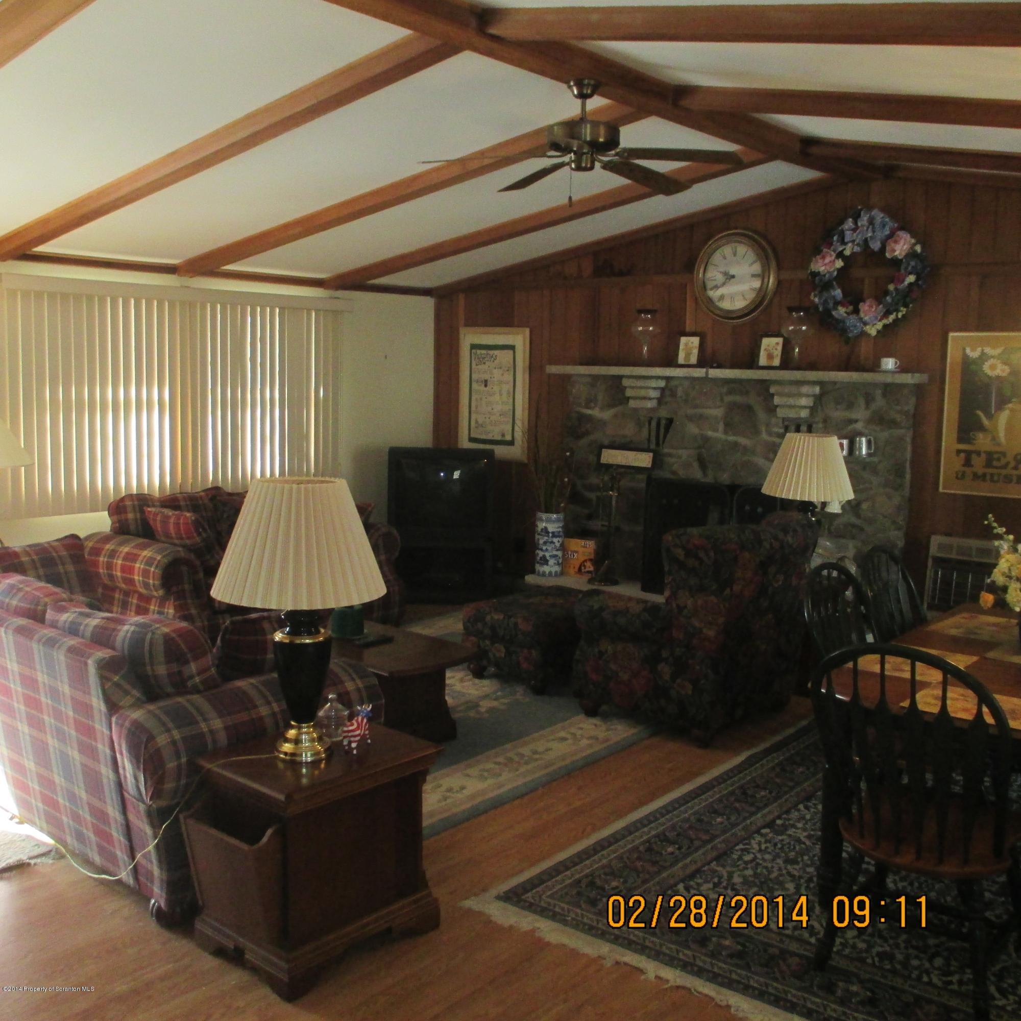 285 Mustang Road Lake Ariel, PA 18436 - Photo 4 of 22 Gallery Image 4