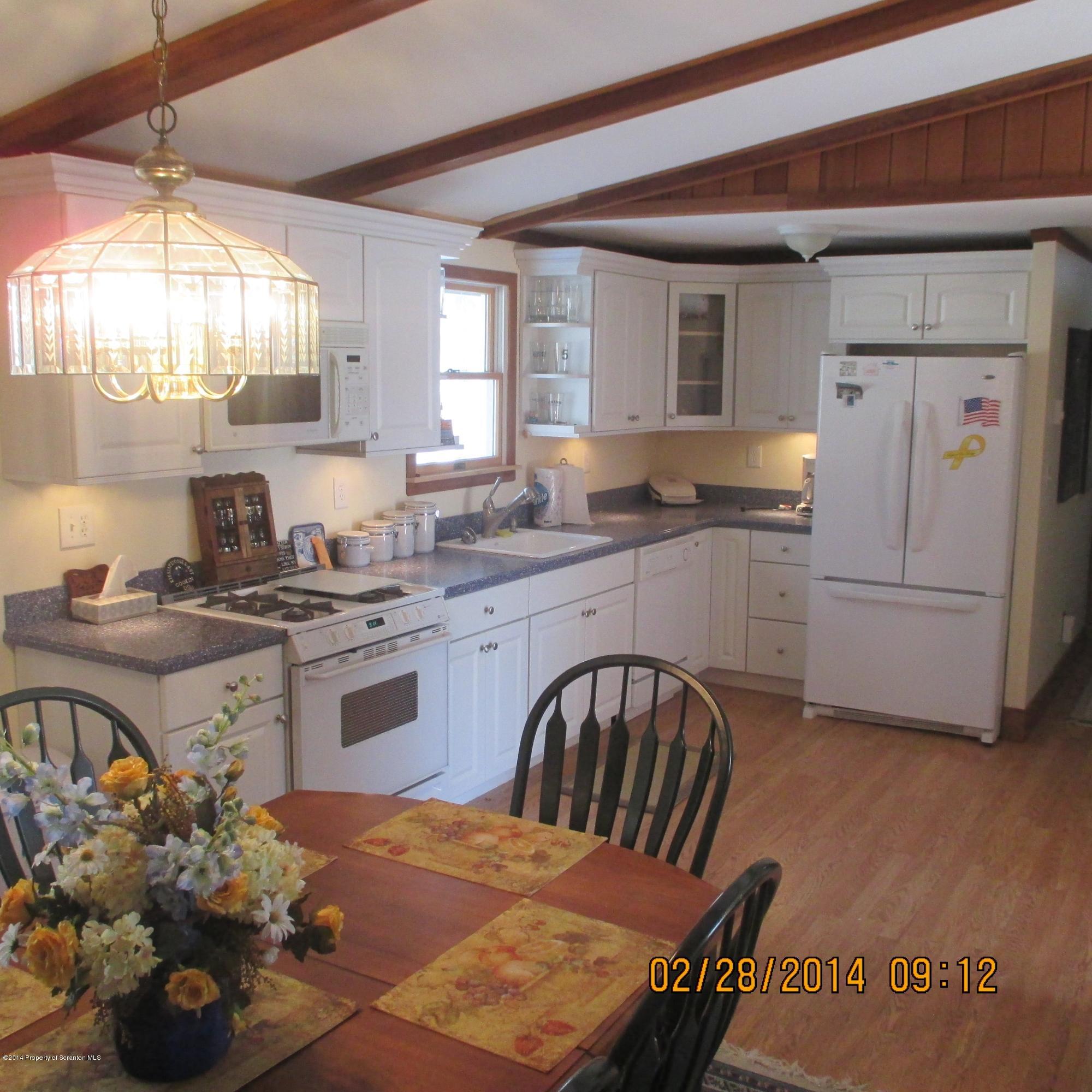 285 Mustang Road Lake Ariel, PA 18436 - Photo 5 of 22 Gallery Image 5