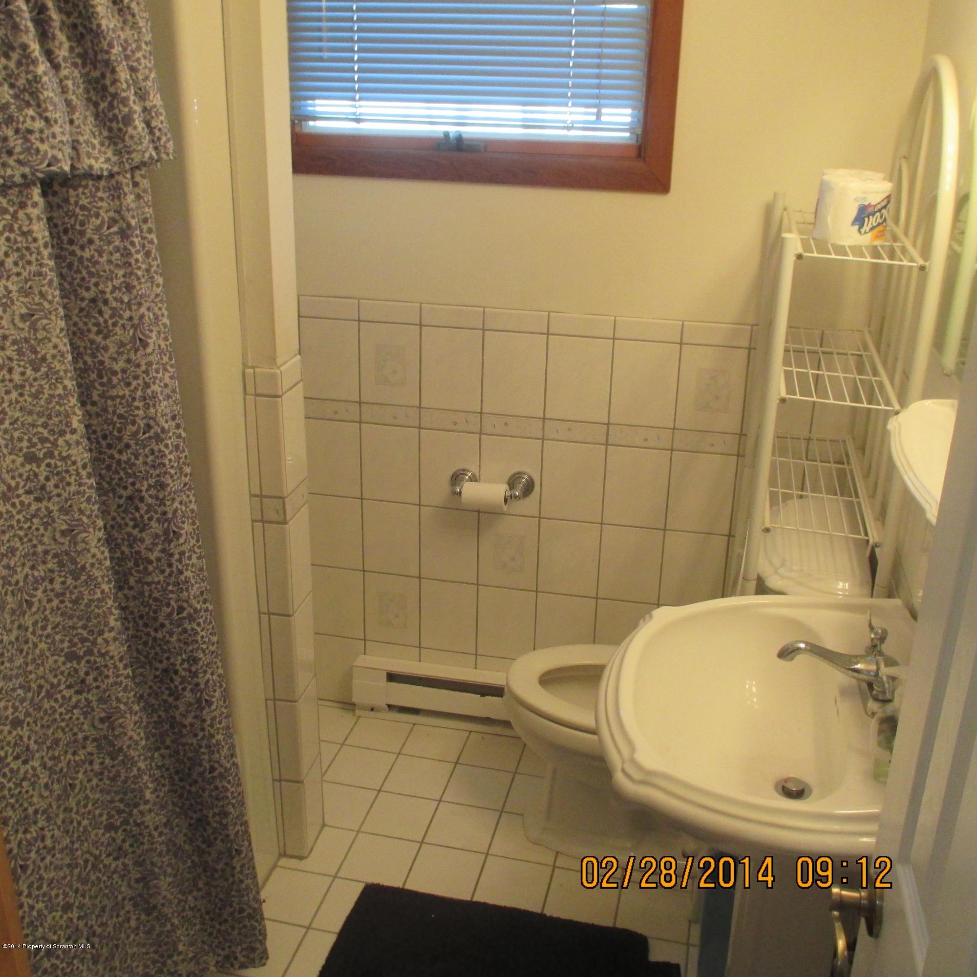 285 Mustang Road Lake Ariel, PA 18436 - Photo 7 of 22 Gallery Image 7