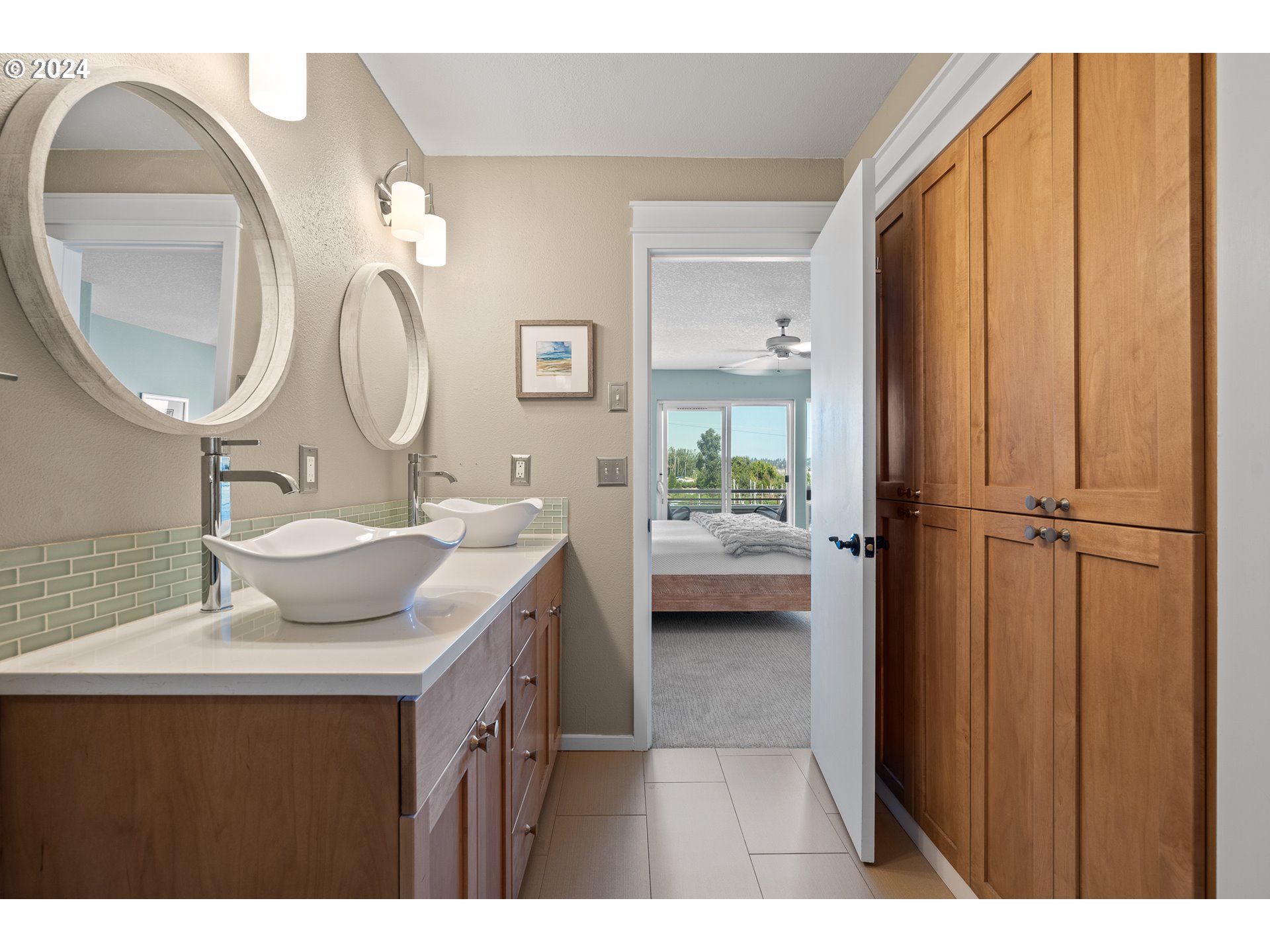 166 Northeast Bridgeton Road Portland, OR 97211 - Photo 20 of 48 Owner's Suite Bathroom