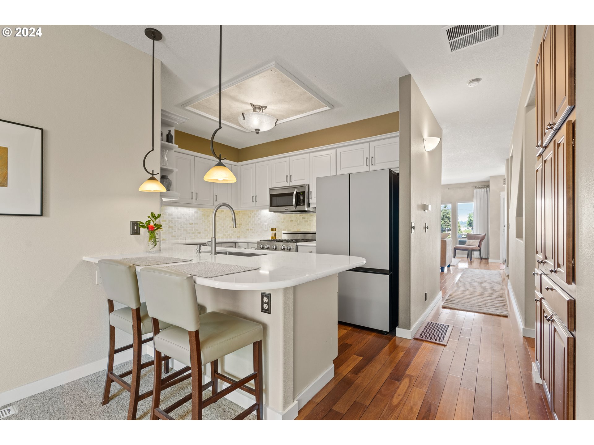 166 Northeast Bridgeton Road Portland, OR 97211 - Photo 8 of 48 Kitchen