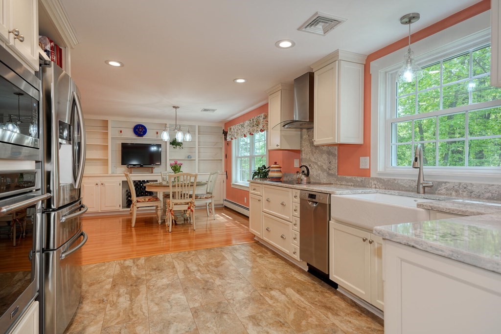 548 Great Road Littleton, MA 01460 - Photo 9 of 35 Gallery Image 9