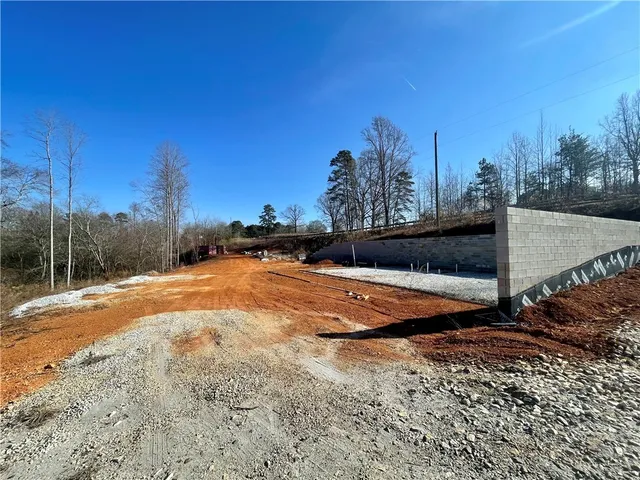 $169,000 | 2253 Pickens Highway, West Union, SC 29696