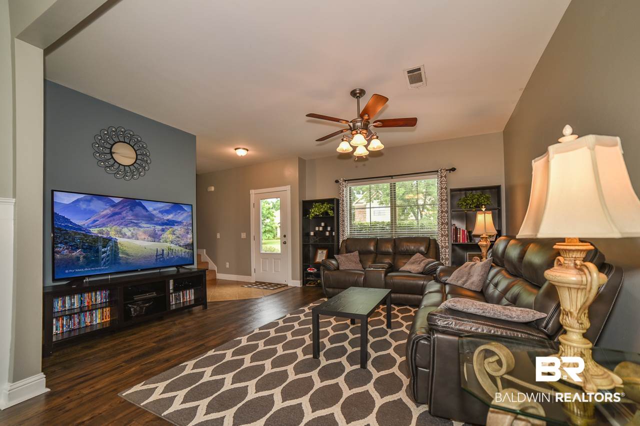8792 Bainbridge Drive Daphne, AL 36526 - Photo 9 of 48